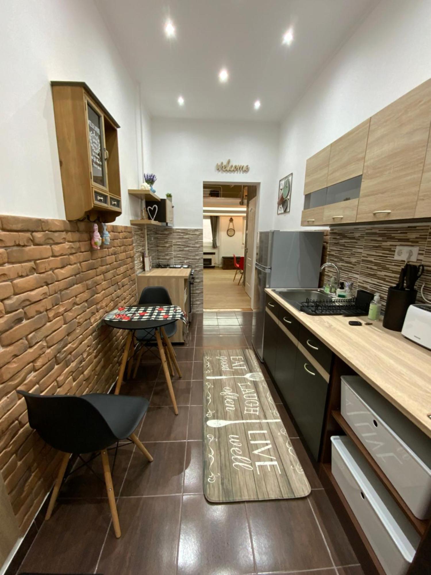Apartament Center *